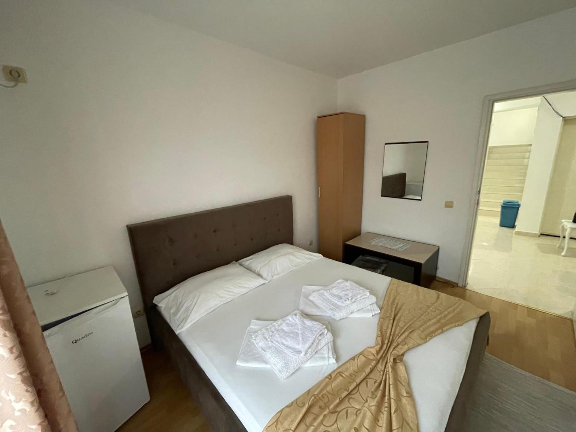 Molla Apartments Ulcinj Bagian luar foto