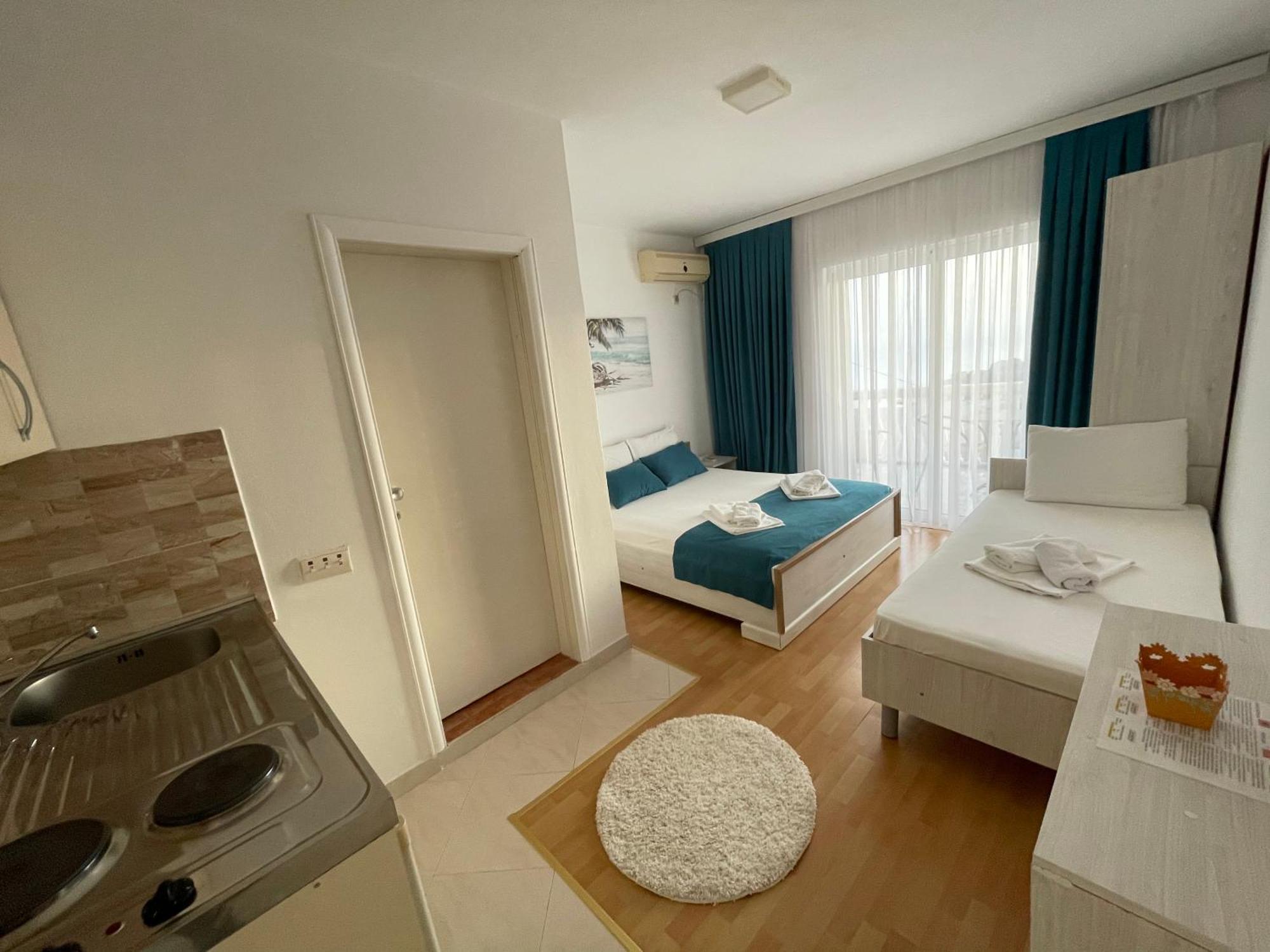 Molla Apartments Ulcinj Bagian luar foto
